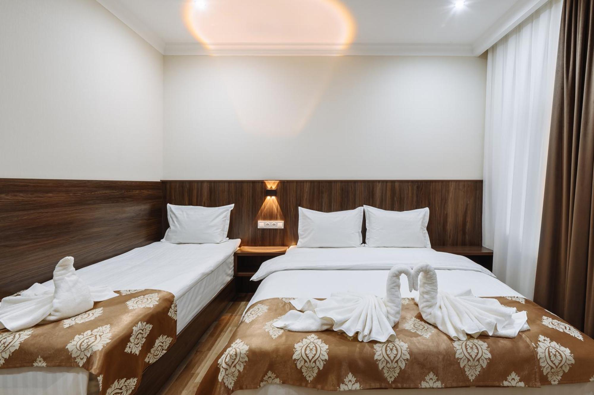 Sofiya Tashkent Hotel Екстериор снимка