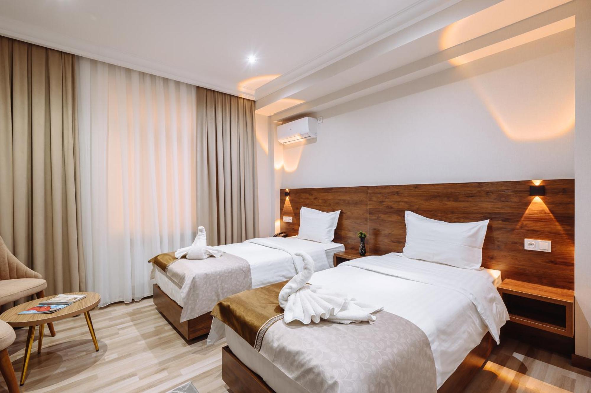 Sofiya Tashkent Hotel Екстериор снимка