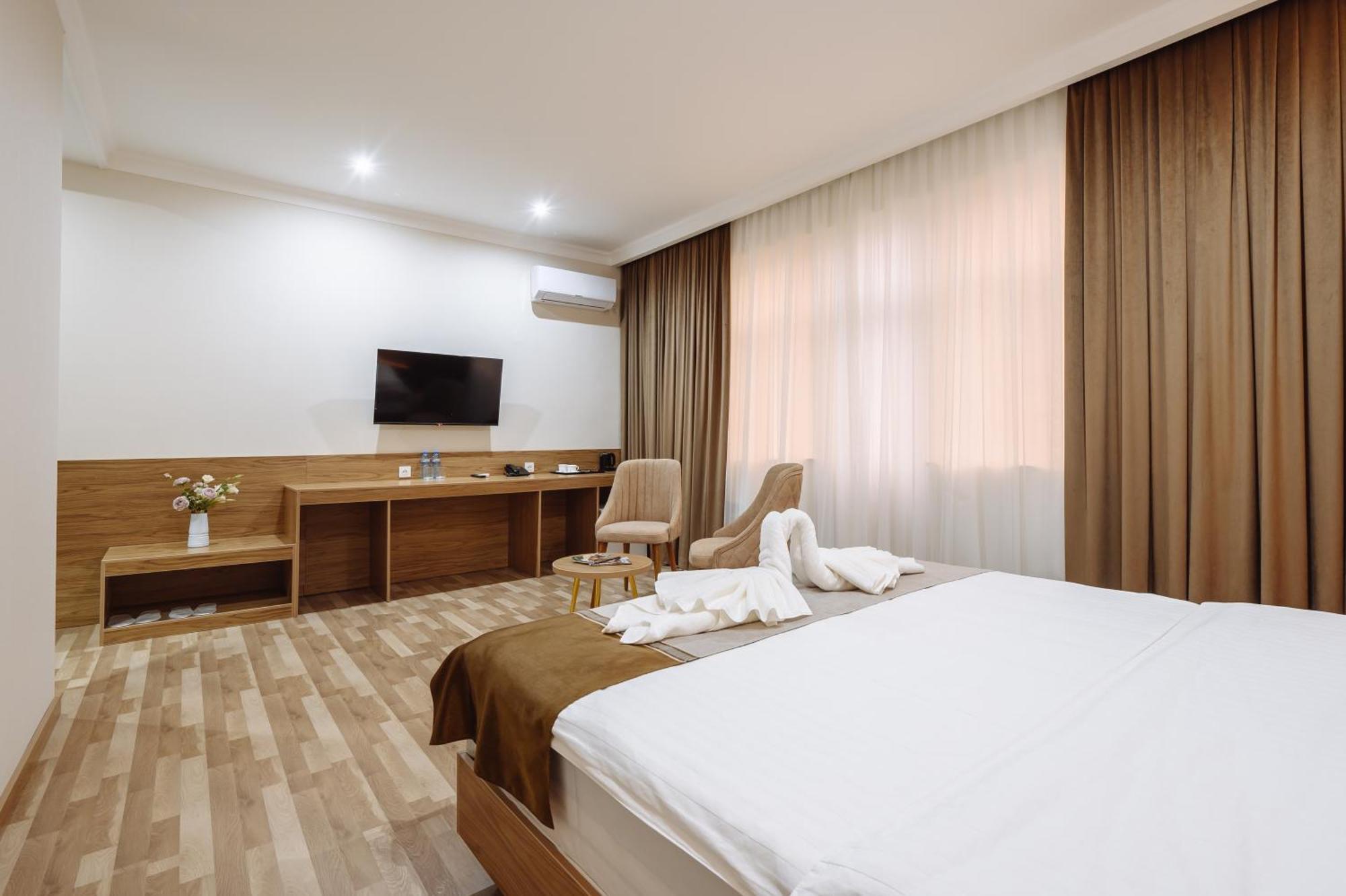Sofiya Tashkent Hotel Екстериор снимка