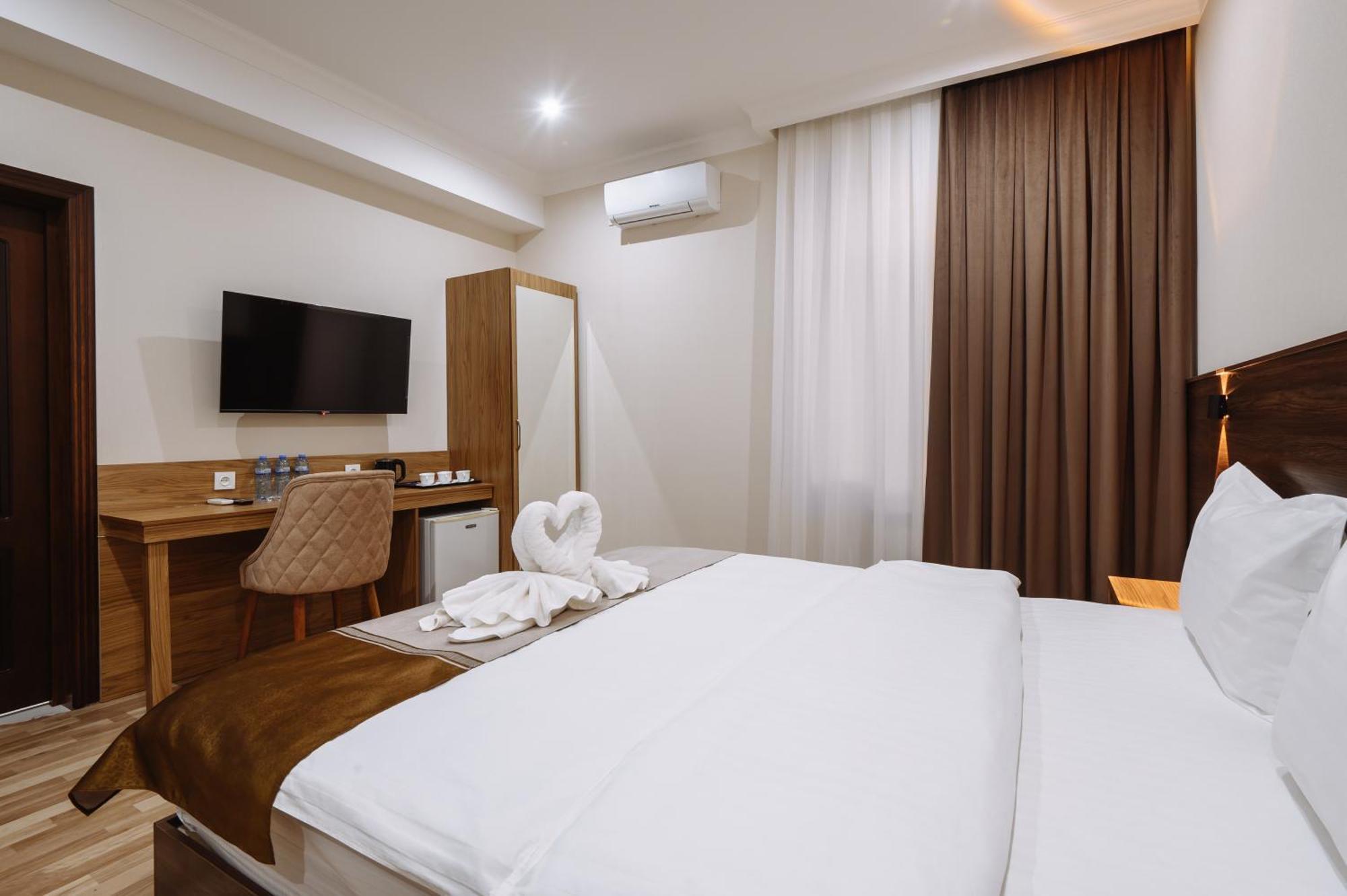 Sofiya Tashkent Hotel Екстериор снимка