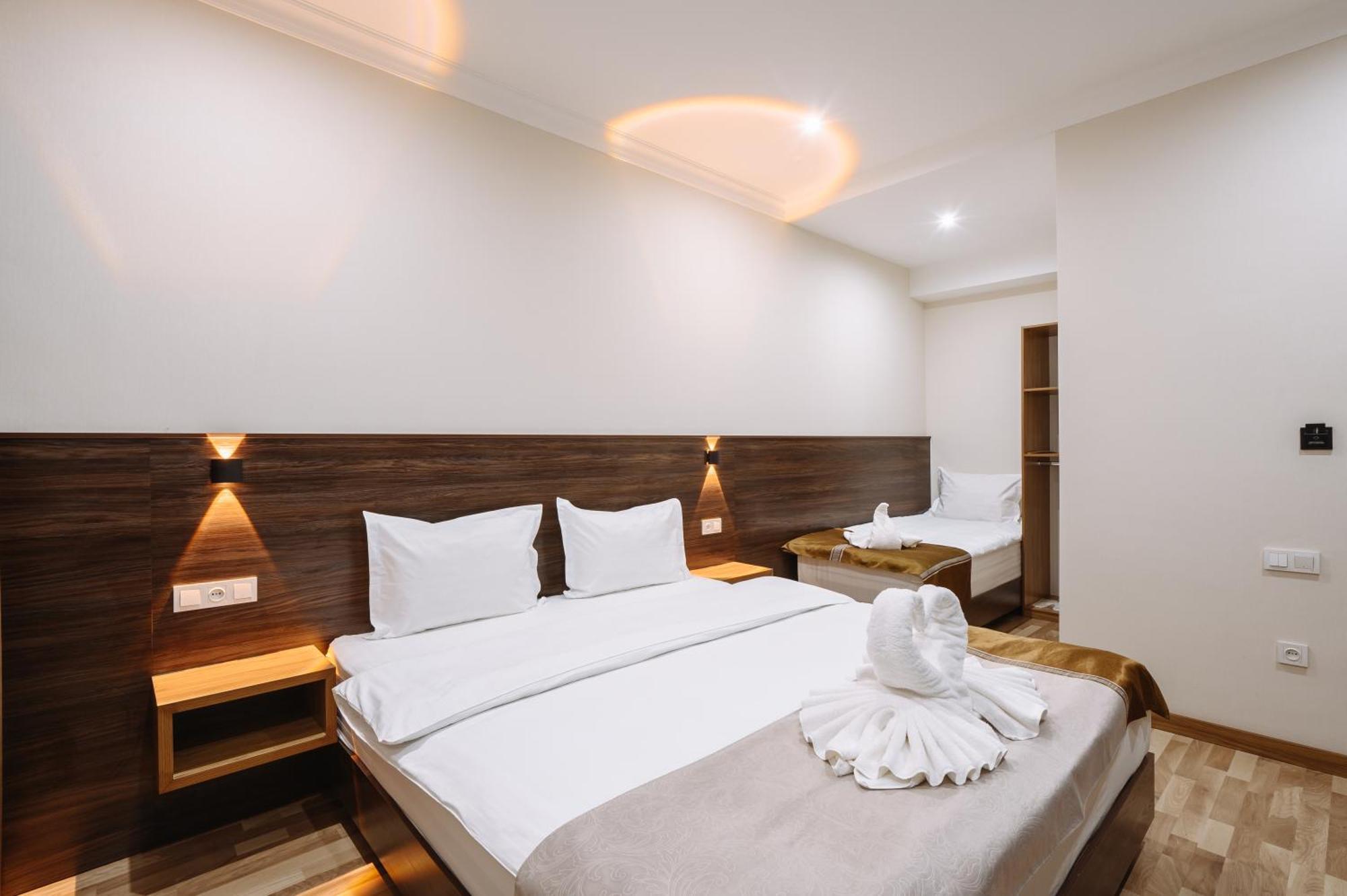 Sofiya Tashkent Hotel Екстериор снимка